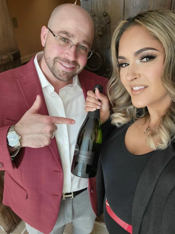 Jennifer Hill and Tom Kennedy